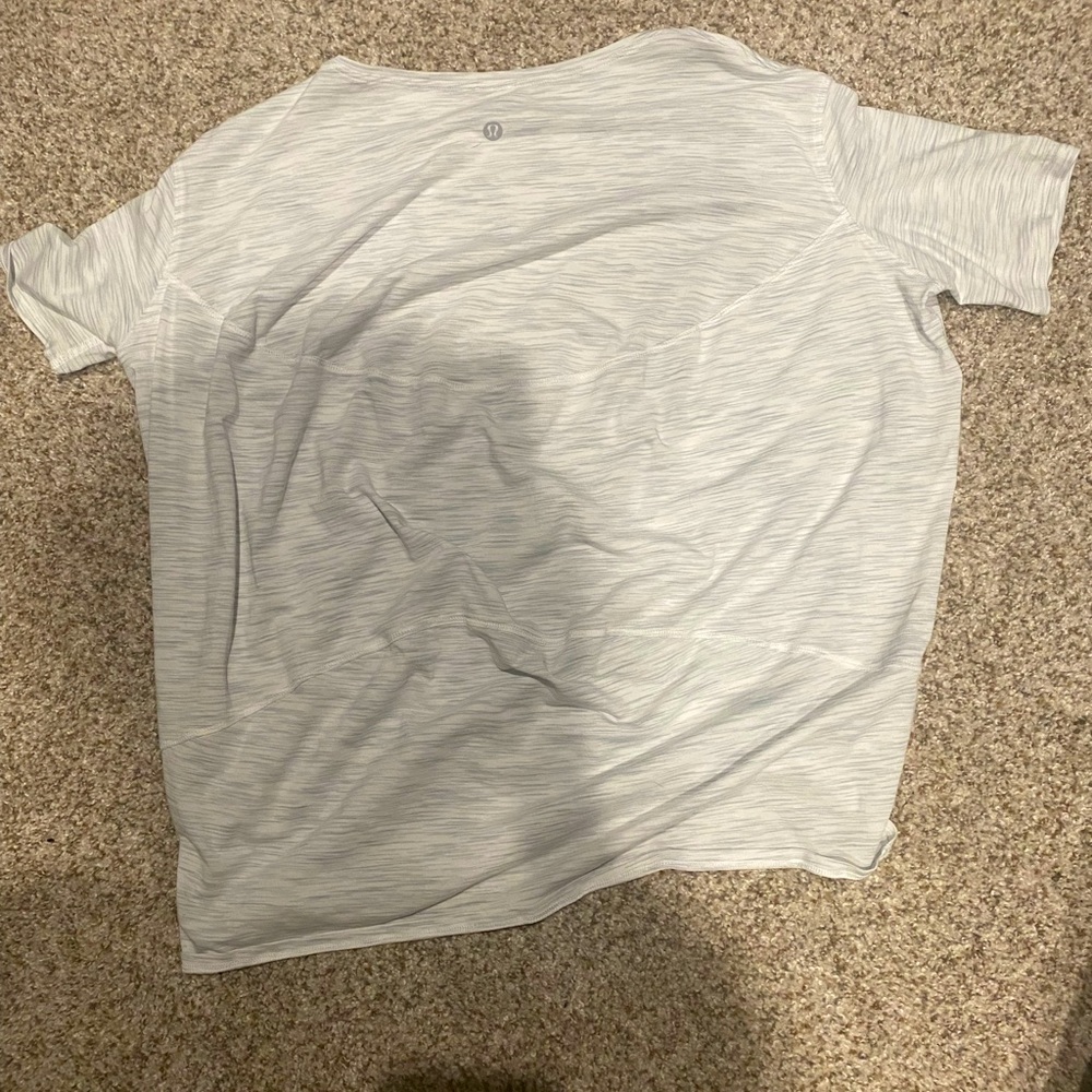 Lulu Lemon short sleeve shirt
